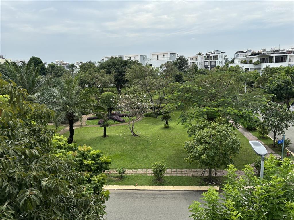 Cập nhật full 33 căn villa park, hot bt full nt 170m2  125tr/m2