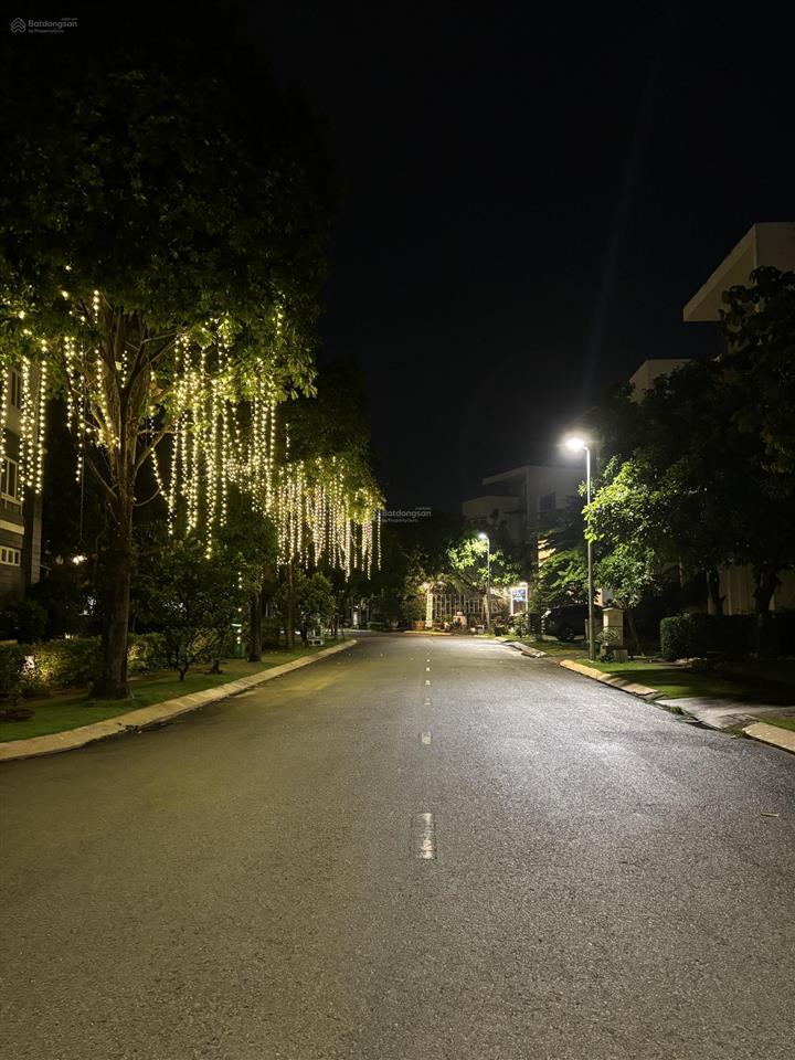 Cập nhật full 33 căn villa park, hot bt full nt 170m2  125tr/m2