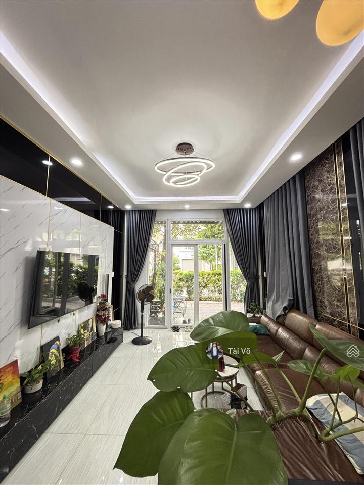 Bt sl villa park 10x20 27t nhà mới vào ở ngay