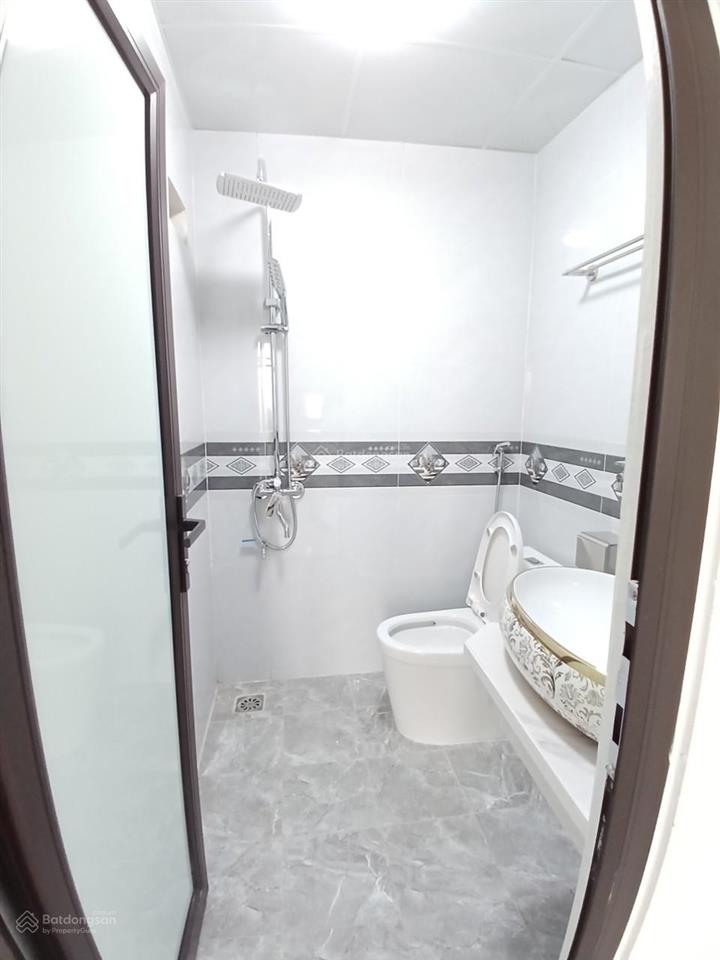 Tôi chủ nhà cho thuê căn hộ khép kín,có thang máyngõ 6,phố dương lâm,khu đô thị văn quán.