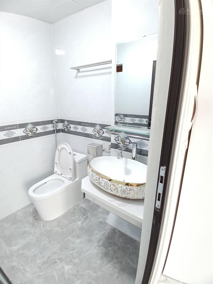 Tôi chủ nhà cho thuê căn hộ khép kín,có thang máyngõ 6,phố dương lâm,khu đô thị văn quán.