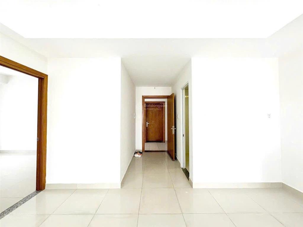 Kẹt tiền bán gấp căn 3pn, rẻ hơn thị trường 300tr, cách aeon mall 2km, sổ sẵn, ở ngay