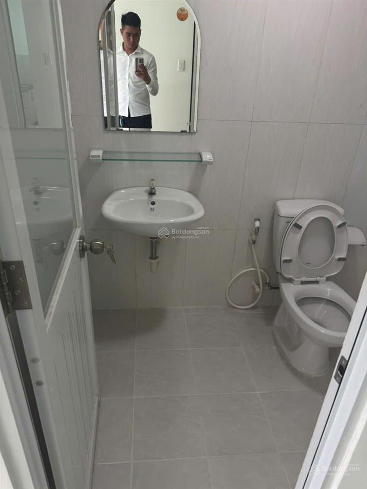 Kẹt tiền bán gấp căn 2pn, giá tham khảo tốt trong khu vực 200tr, cách aeon mall 2km, 200m tới chợ