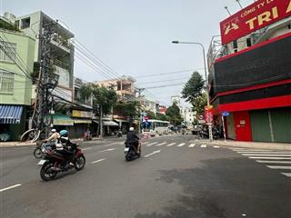 Bán nhà 3 tầng mặt tiền đường lê hồng phong p.phước hoà trung tâm tp nha trang