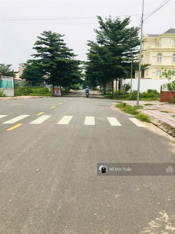 Bán lô đất 7x26m dự án bách khoa, phú hữu, quận 9 đảm bảo giá tốt nhất trong dự án hiện tại