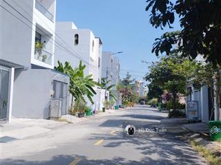 Bán lô đất góc 2 mặt tiền dự án vạn phát đạt, đường bưng ông thoàn, phú hữu, quận 9