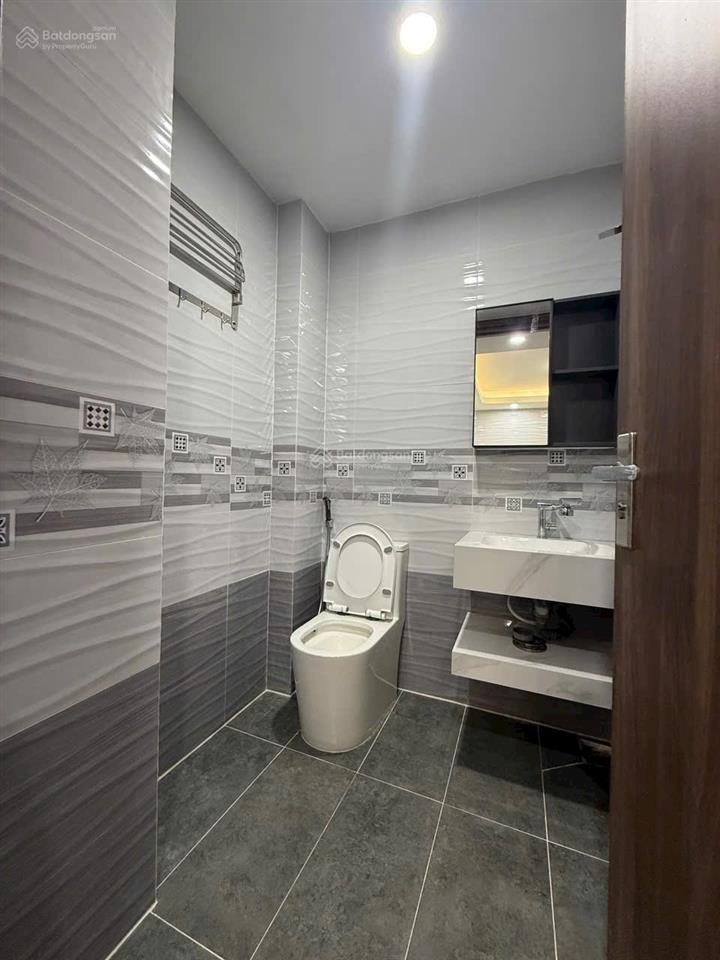 Nhà mới trần văn cẩn, q. tân phú  3 lầu, 7 phòng dịch vụ, full nội thất, đầu tư ngay  8,8 tỷ