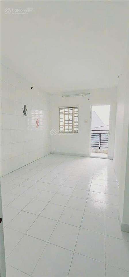 Nhà q11 gần mặt tiền đặng minh khiêm  3pn, khu sầm uất  5,2 tỷ