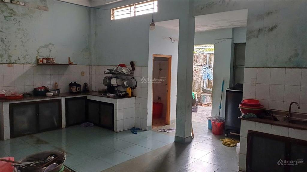 Chủ kẹt bán gấp nhà mặt tiền nguyễn xiển cách vinhomes chỉ 2km giá siêu hời chỉ với 11tỷ, 134.8m2