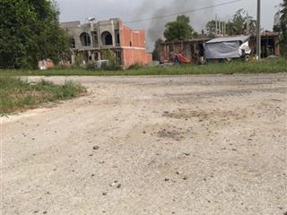 Bán lô đất tân bửu  long an giá chỉ 1,5 tỷ. dt 105m2 đường xe hơi cách cao tốc 700m