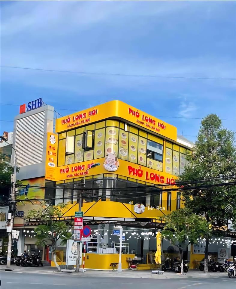 Góc 2 mặt tiền sầm uất nhất nguyễn văn thoại châu thị vĩnh tế, sẵn dòng tiền thuê 1,2 tỷ một năm.
