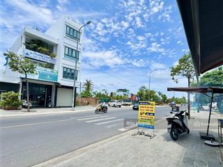 Cho thuê nhà mặt tiền đường số 4 thích quảng đức gần vòng xoay phong châu vỉa hè rộng 6m