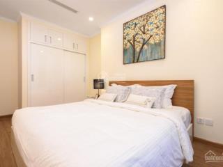 Bán căn góc chung cư d5 bình thạnh, dt 99m2, 3pn, đủ nội thất, giáp quận 1, nhìn ra landmark