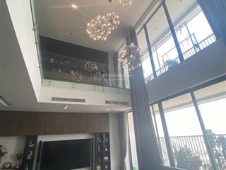 Cực phẩm ch douplex tầng 30 view toàn thành phố, lô góc, 244m2, full đồ sang, xịn, mịn