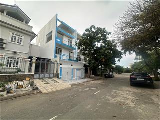 Mặt tiền 3 tầng khu phân lô đồng bộ ( 7x16)  đỗ xuân hợp đối diện global city  sổ hồng vuông a4