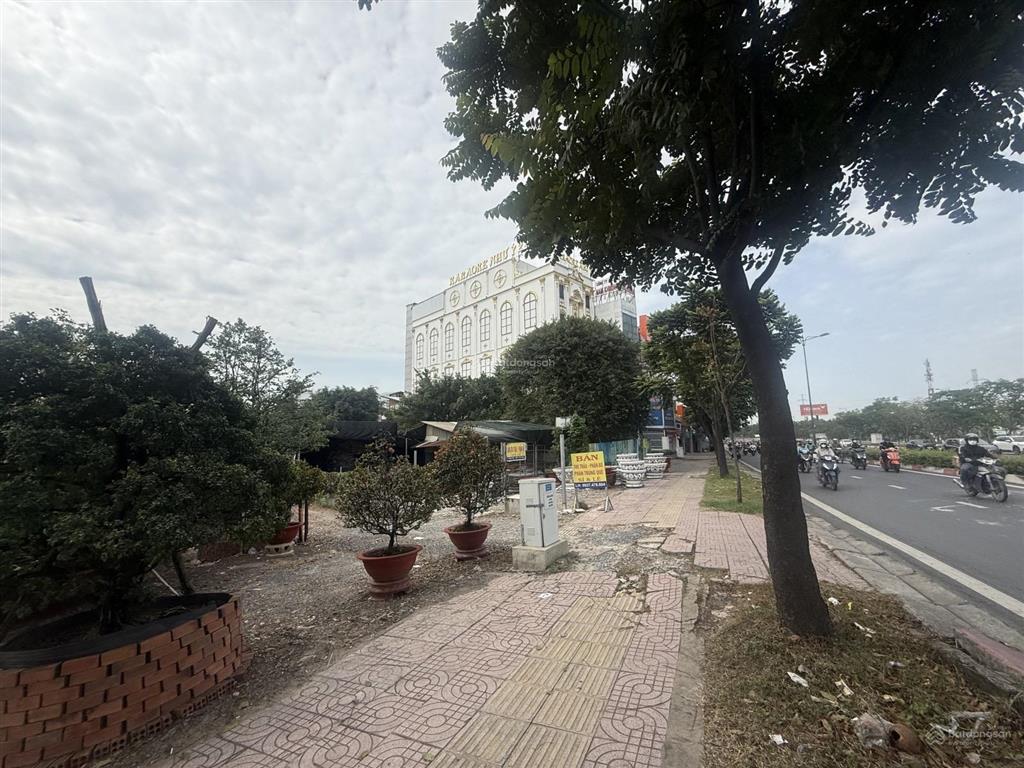 Đất full thổ cư ga metro song hành xd hầm 7 tầng (11x11)vành đai 3k quy hoạch,lộ giới sổ vuông a4