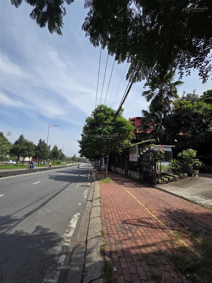 Đất full thổ cư ga metro song hành xd hầm 7 tầng (11x11)vành đai 3k quy hoạch,lộ giới sổ vuông a4