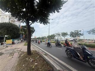 Đất full thổ cư ga metro song hành xd hầm 7 tầng (11x11)vành đai 3k quy hoạch,lộ giới sổ vuông a4