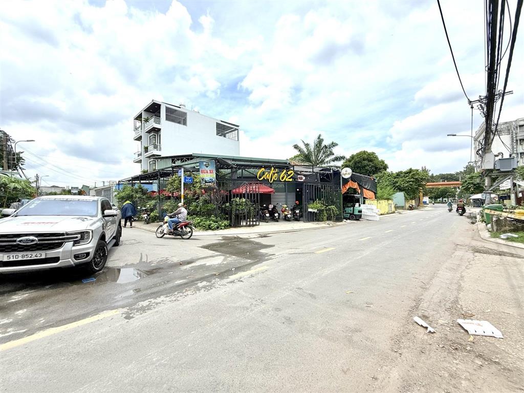 Đất trống mtkd đường 10m (8x22) full thổ cư  xây dựng cao tầng không quy hoạch  đầu tư đòng tiền