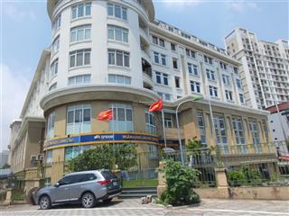 Bán căn hộ chung cư toà nhà hoa đào, 713 lạc long quân, tây hồ, 100m2, 9 tỷ
