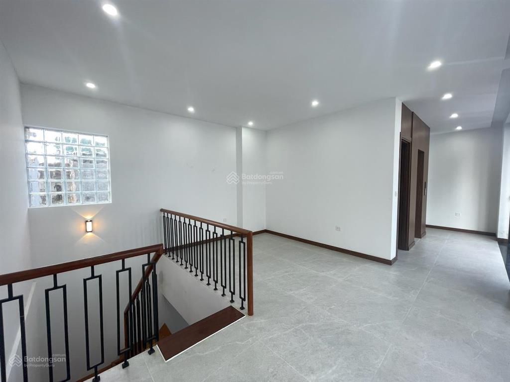 Biệt thự hiện đại giữa lòng thủ đô, bán nhà khu vực phố cửa nam, ba đình 88m2, 6 tầng, 31 tỷ