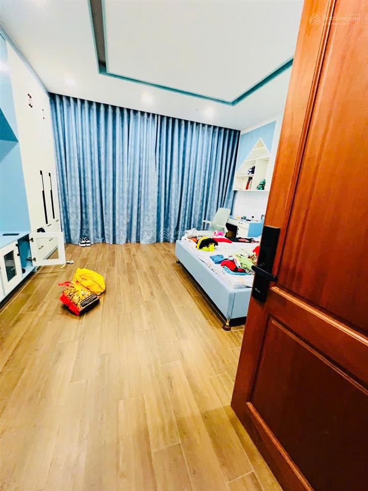 Cho thuê nhà mt 34 út tịch, phường 4, quận tân bình