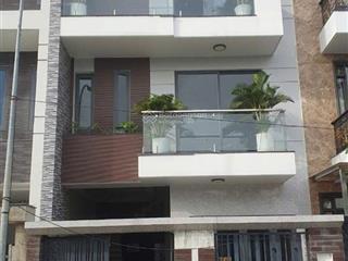 Cho thuê hẻm xe tải cách đường chính lê văn sỹ quận phú nhuận vài bước chân.