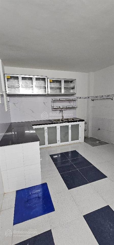 Nhà 2 tầng mới vào ở ngay  kế bên khu kiều đàm ngang gần 5m  đúc btct kiên cố  chỉ 5.6 tỷ