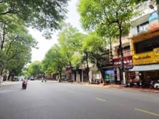 Cực đẹp, cho thuê nhà mặt phố văn cao, dt 80m2x4t, mt 10m, vỉa hè rộng, vị trí vàng,  0982 331 ***