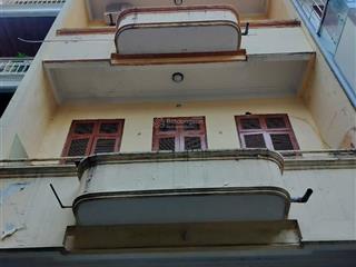 Bán nhà vị trí siêu đẹp phố nguyên hồng, đống đa, hn  ô tô tránh  kinh doanh !