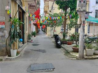Bán nhà cũ 46,5m2 x 02 tầng  phân lô quân đội hà đông  lô góc  ô tô  kinh doanh