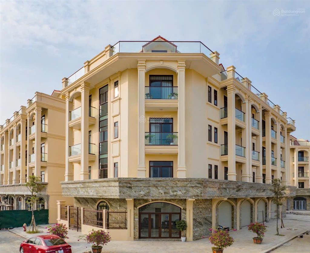 Kinh doanh đắc địa nhất thường tín, shop căn góc mặt phố lý tử tấn 33m + hè 5m. 117.6m2 = 25,9 tỷ