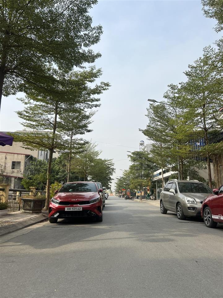 Bán 275m đất thổ cư,căn góc, mặt tiền 21m, cạnh dự án nammon square thường tín, đường ô tô, 18,5 tỷ