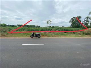 Cần bán gấp lô đất thị trấn đất đỏ  đất nở hậu, phong thủy tốt  khả năng sinh lời cao