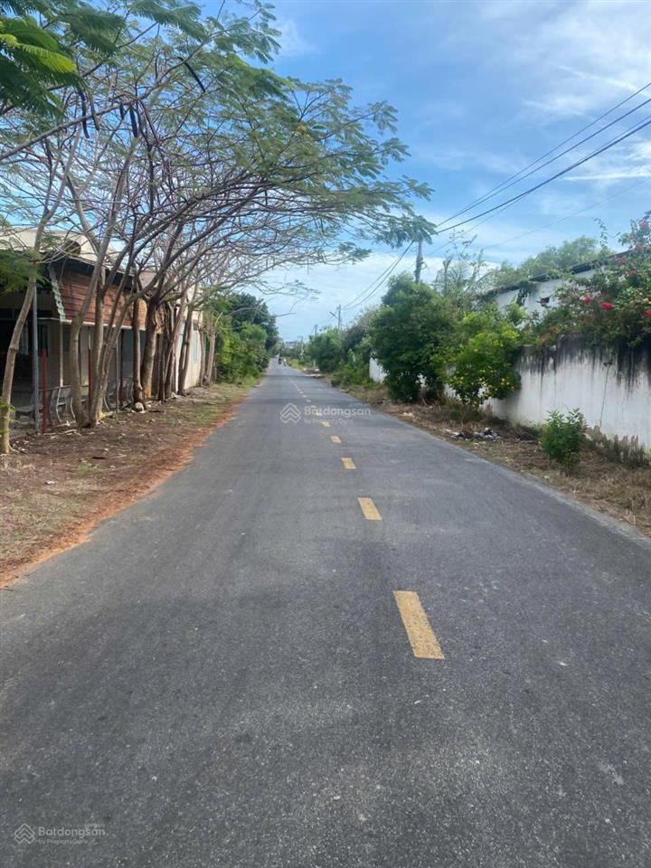 Đất phước hải gần biển, cách đường nhựa 250m, 5p ra phước hải lộc an, 12km hồ tràm, chỉ 2,2 tỷ