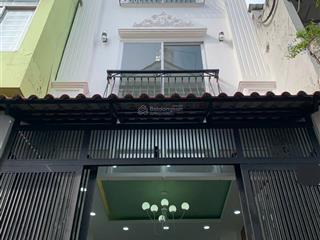 Nhà bán q8 p9 hưng phú  trệt 2 lầu sân thượng  nhà đẹp, mới tinh vào ở ngay đón tết.