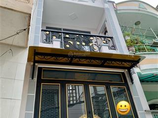 Nhà bán q8 p15 bình đông  4pn phù hợp gia đình đông thành viên  mới đẹp ở ngay đón tết.