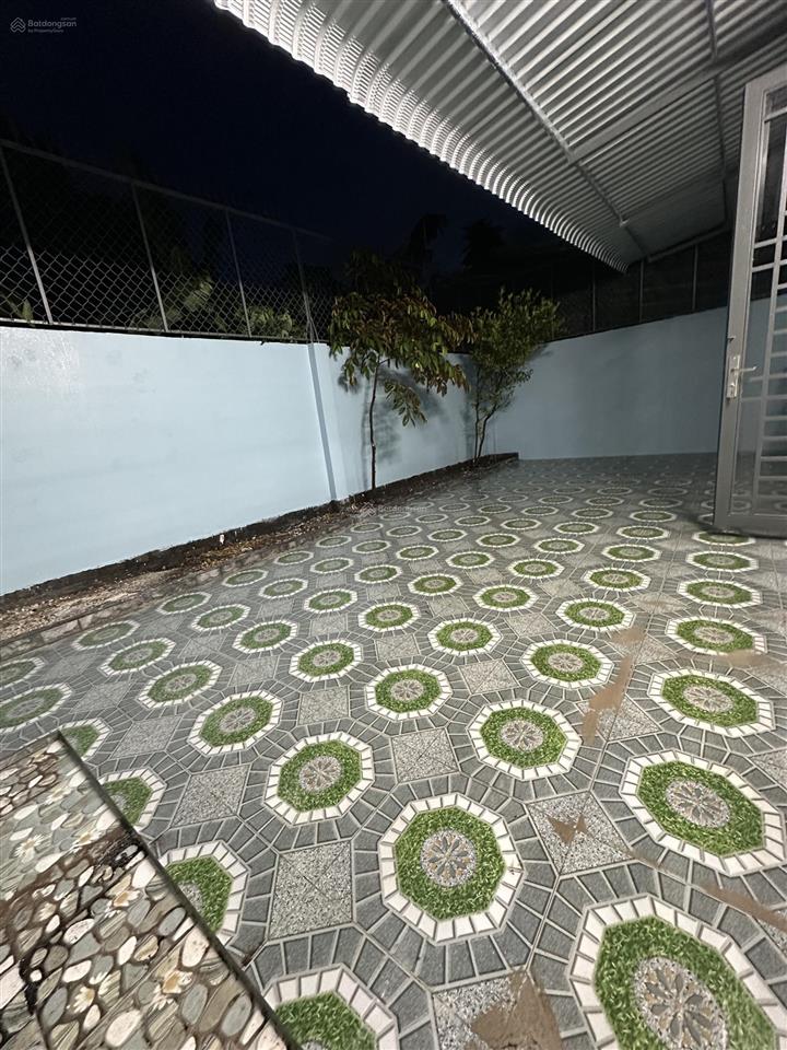 Nhà 2 tầng tân phú trung,củ chi , 300m2 cách bến xe an sương 12km chỉ 18 triệu/m2. sổ hồng riêng