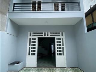 Nhà 2 tầng ở ngay hẻm xe hơi thông tân chánh hiệp, quận 12  135m2
