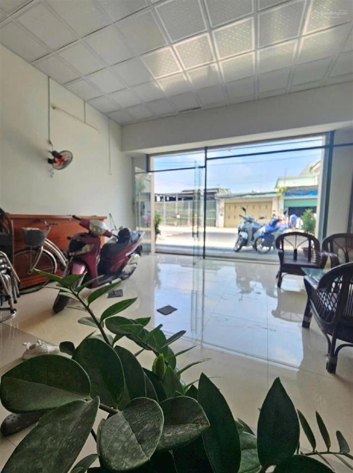 Bán nhà mặt tiền kinh doanh phạm thị giây thới tam thôn, hóc môn dt 120m2  2 tầng giá chỉ 9,5 tỷ