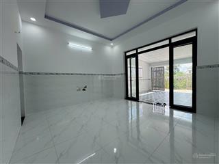 Cần bán nhà 98m shr full thổ / ngay chợ , trường học xã phú đông nhơn trạch đn