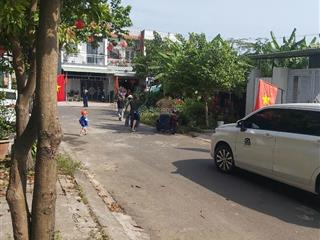 Chính chủ gửi bán lô mt đường thạch sơn 7, sạch đẹp, gần 10 toà chung cư sắp khởi công
