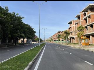 Lô biệt thự 187m2, mt đường 21m  trục đại lộ trung nam, dự án golden hills