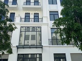 1 căn 84m2 duy nhất giá 25tr hoàn thiện cơ bản tại vinhomes grand park