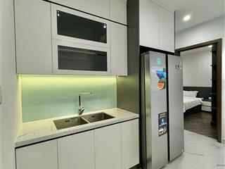 Cho thuê căn hộ sang trọng với giá cực hời 2pn, view sông, nội thất cao cấp, chỉ 12 triệu/tháng!
