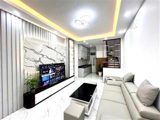 Nhỉnh 7 tỷ cầu giấy khu phân lô  dân xây  gần ô tô  thoáng trước sau  dt 30  5 tầng sổ đ