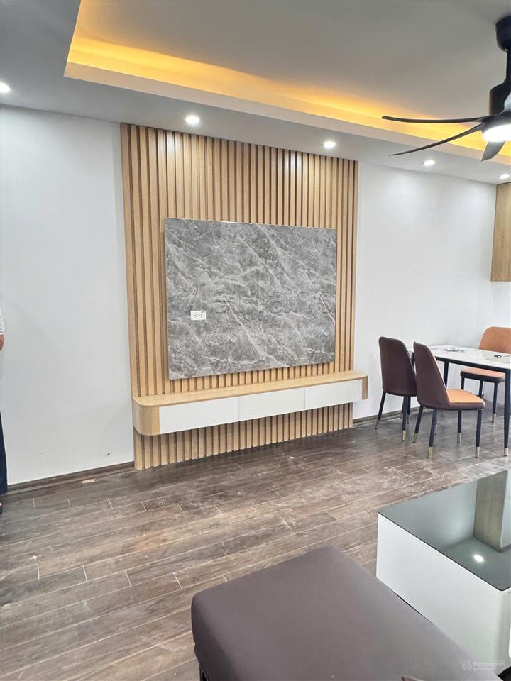 Tôi bán căn hộ tòa sdu 143 trần phú ( trung tâm quận hà đông) diện tích 62m 2pn,2wc  giá 4.3x tỷ