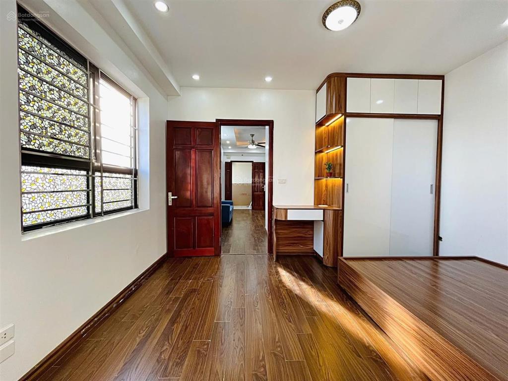 Bán căn hộ ct8 đại thanh  45m  1pn 1vs, full nội thất ở ngay  sđcc  tầng trung  giá 2.x tỷ