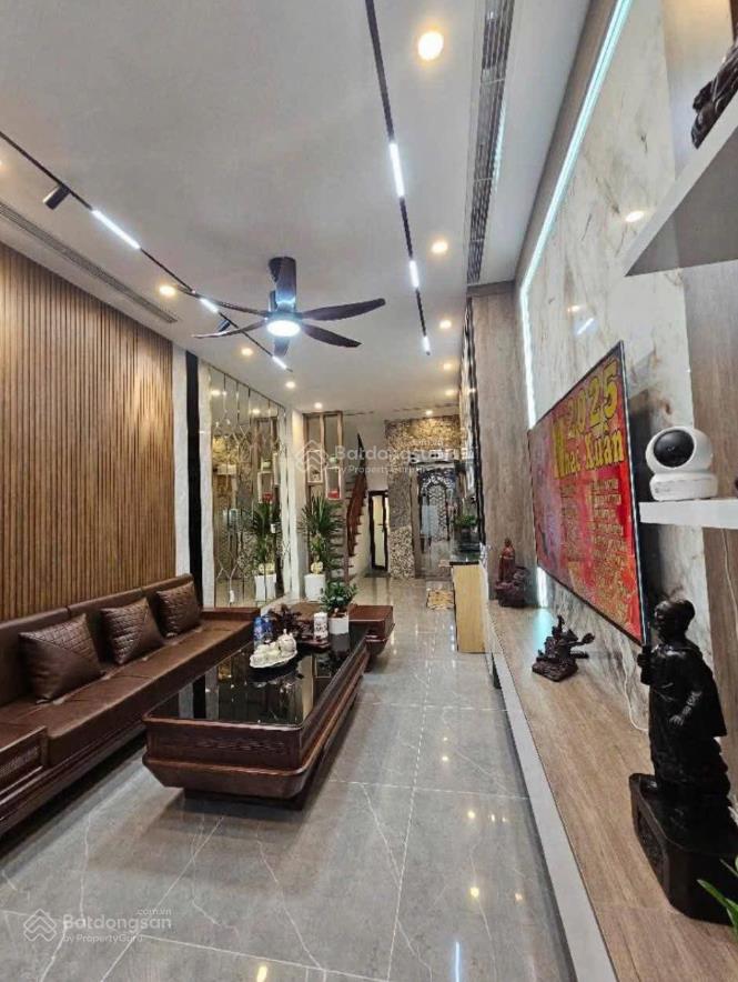 Nhà hà đông 6 tầng, 8,6 tỷ thang máy nhập, đương ô tô chạy tứ tung.