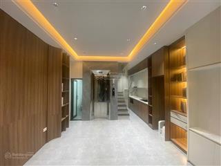 Bán gấp nhà 30m2, 5 tầng, mặt tiền 4,2m, ngô thì sỹ, vạn phúc, hà đông, 8,1 tỷ